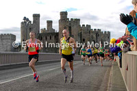 Castle and bridge 100m after the start